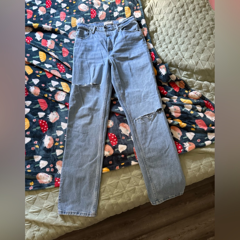 Abercrombie High Rise Curve Love Jeans